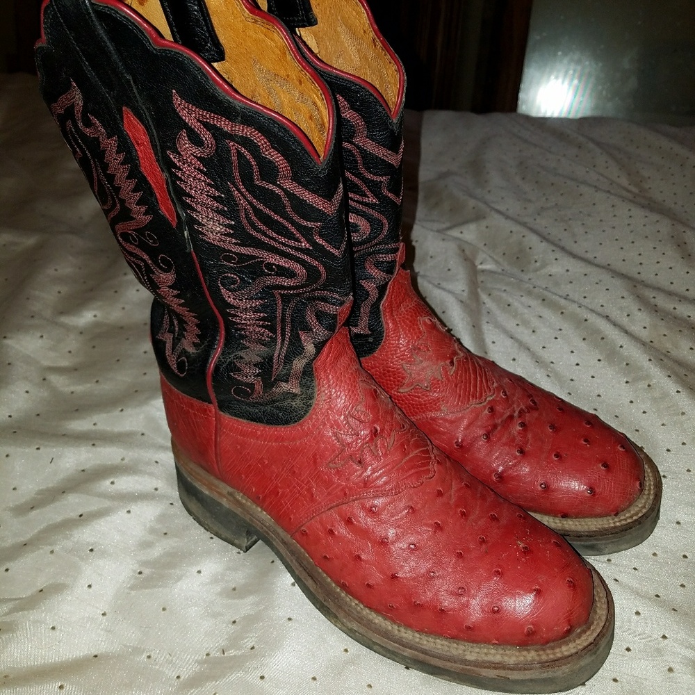 Lucchese ostrich boots.